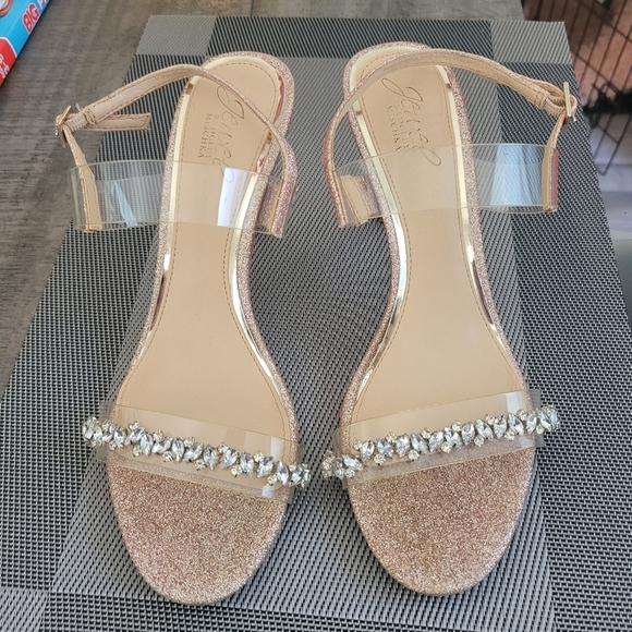 Jewel Badgley Mischka Shoes - Badgley Mischka Dee Pearl and Crystal High Block Heels size 8